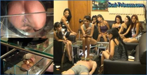 Britany- Scat extremo en baño Parte 03 - related scat video at Scat-Slaves