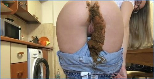 Diana Spark Spoils Her Vintage CK's in an brutal Solo Scat Porn show - related scat video at Scat-Slaves
