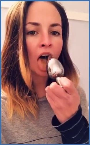 ATM Slave LilbuttLex Licks Her Butt Plug Clean - related scat video at Scat-Slaves
