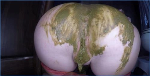 Busting Out of The Seams: Scat-Slaves FullHD 1080p Featuring Hardcore Big Ass and Blonde Slave clips with - scat porn video at Scat-Slaves.net