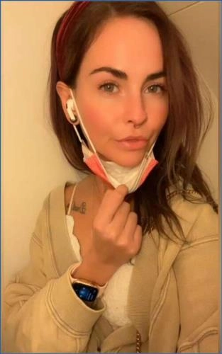 Scat Porn: LilbuttLex Becomes ATM Slave in Airports and Airplanes - scat porn video at Scat-Slaves.net