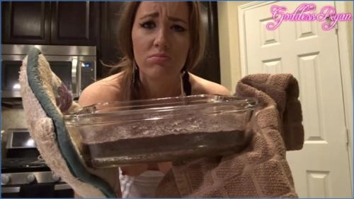 Shit Eating with Goddess Ryan in Massive Brownie Bake Shit and Feet Play - scat porn video at Scat-Slaves.net
