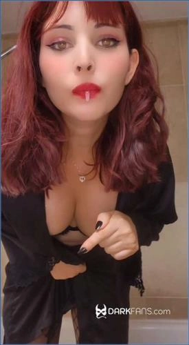 Domina Marbella en escatología POV con lencería negra- Scat Slaves - scat porn video at Scat-Slaves.net