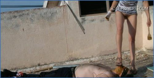Demasiado Excremento en el Techo Parte 3- Tifany HD- Esclavas Scat - scat porn video at Scat-Slaves.net
