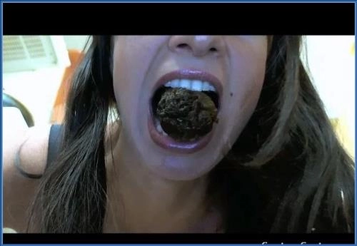 Download Santara Turns Her Slave into a Human Toilet in savage Scat Porn Scat-Slaves.net