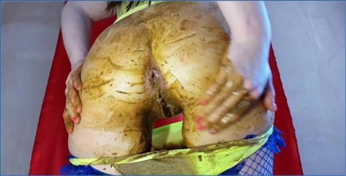 Dirty Panties Play with Anna Coprofield in Yellow Panties - scat porn video at Scat-Slaves.net