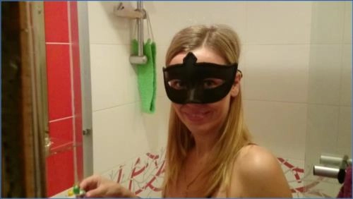 Зубная паста из дерьма! Фекальный HD с женой в главной роли - scat porn video at Scat-Slaves.net