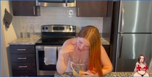 GingerCris Gift Box Vomit with Natural Tits Slave in Scat Porn - scat porn video at Scat-Slaves.net