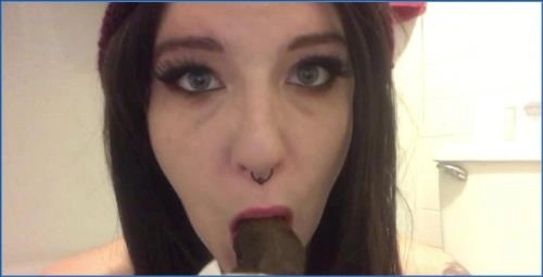 Missellie Scat Slave Toilet clip HD 720p - scat porn video at Scat-Slaves.net