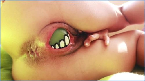 Chew Toy - Ass to Mouth Toilet FullHD 1080p Download Sabrina Dacos Hardcore Kaviar Szenen – Scat-Slaves poster