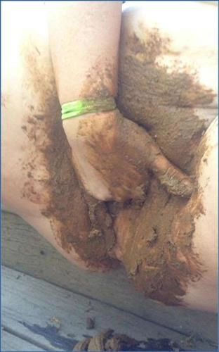 Allura Hardcore Human Toilet Scene FullHD 1080p Download – Scat-Slaves poster