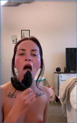 Use Anal Gaper Plug with LilbuttLex in Scat Slaves Video - related scat video at Scat-Slaves