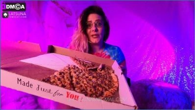 Lady Tsunam scat and anal pizza disaster FullHD 1080p - scat porn video at Scat-Slaves.net