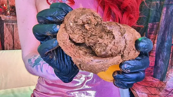 Sweet Betty Takes a Relaxing Bathroom Break for a Gentle Scat Round - scat porn video at Scat-Slaves.net