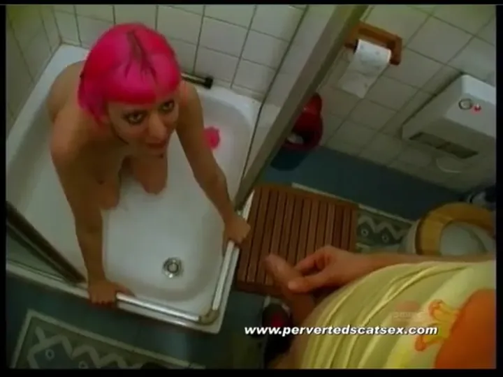 Grubby Amateur Poop Show - Smear and Defecate Messily - Pure - scat porn video at Scat-Slaves.net