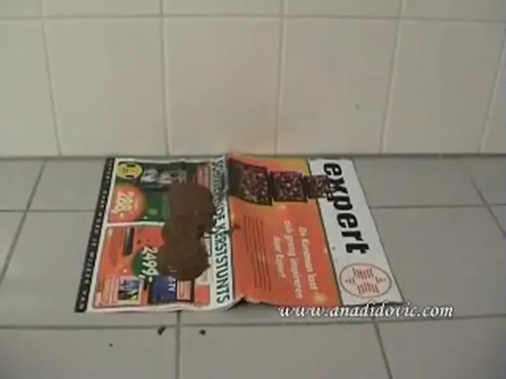 Ana Didovic Squats for a Quick and Messy Solo Poop - Kaviar Lover's - scat porn video at Scat-Slaves.net