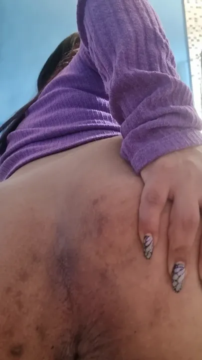 Flornatiii's Casual Morning Scat Romp on Camera - Unfussy and Honest - popular scat video at Scat-Slaves
