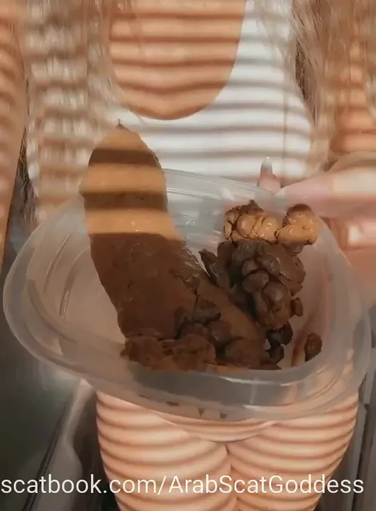 ArabScatGoddess Drops a Quick Dirty Teaser for Scat Enthusiasts - scat porn video at Scat-Slaves.net