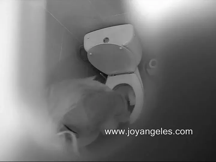 Candid Toilet Drop Caught on Hidden Cam - Stream Real Pooping Action - scat porn video at Scat-Slaves.net