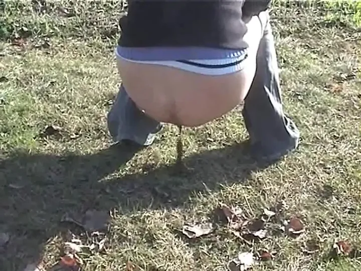 Fast, Dirty Solo Drop by Natural Scat Girl - Warm Shit and Quick - popular scat video at Scat-Slaves